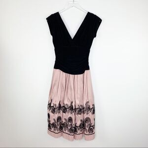 Laura Canada Cap-Sleeve Black V-Neck Top Mauve‎ Full Skirt w/Appliqué Prom Dress